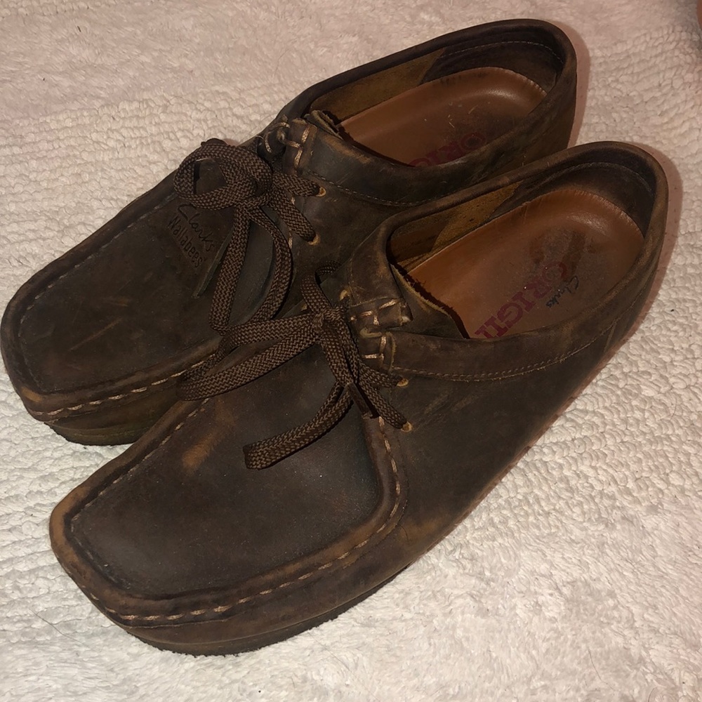 Clark’s Original Wallabees size 9
